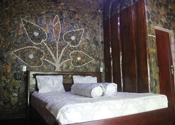 Rinte Green Village&Bukit Lawang Jungle Trekking